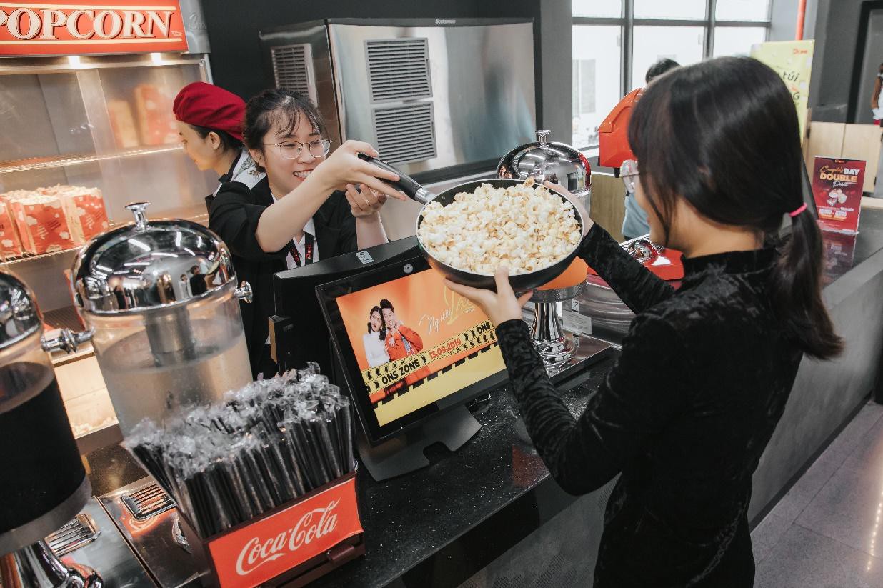 Ơn giời! Cơn sốt mang x&ocirc;, nồi, thau đi đựng bắp nước ở H&agrave;n Quốc c&oacute; mặt tại Việt Nam rồi! - Ảnh 2.