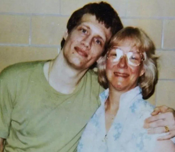 Từ thần đồng đến thi&ecirc;n t&agrave;i bẻ kho&aacute; đam m&ecirc; vượt ngục: 13 lần tẩu tho&aacute;t với 7 lần th&agrave;nh c&ocirc;ng, &aacute;n t&ugrave; 4 năm tăng tiến l&ecirc;n 105 năm - Ảnh 6.