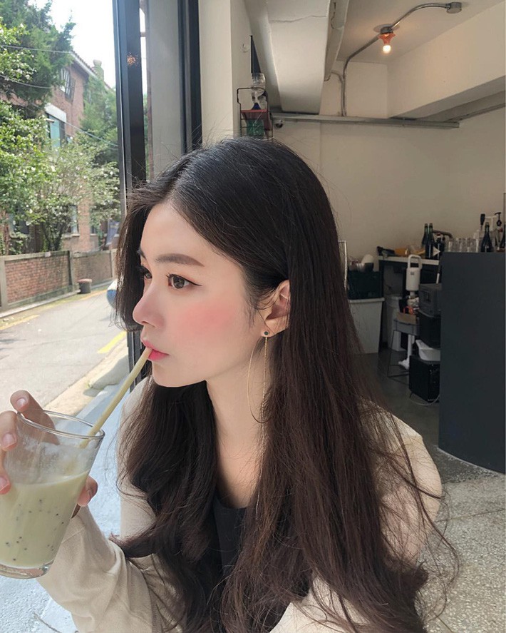 Bác sĩ da liễu chỉ ra 5 nguyên nhân vì sao da bạn mãi xỉn màu, thâm sạm dù vẫn skincare đều đặn - Ảnh 3. Bác sĩ da liễu chỉ ra 5 nguyên nhân vì sao da bạn mãi xỉn màu, thâm sạm dù vẫn skincare đều đặn - Ảnh 3.