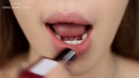 7 c&acirc;y son H&agrave;n v&agrave; thử th&aacute;ch ăn uống tẹt ga: son n&agrave;o tr&ocirc;i lem nhem, son n&agrave;o đẹp bất chấp? - Ảnh 3.
