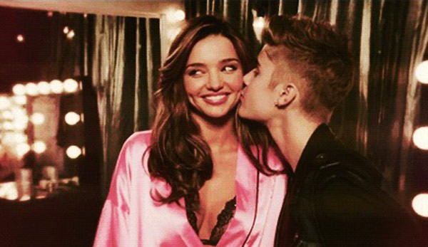 Dàn 15 bóng hồng đi qua đời Justin Bieber: Selena chưa phải sexy nhất, từ nàng thơ Sơn Tùng đến siêu mẫu đều cực phẩm - Ảnh 8.