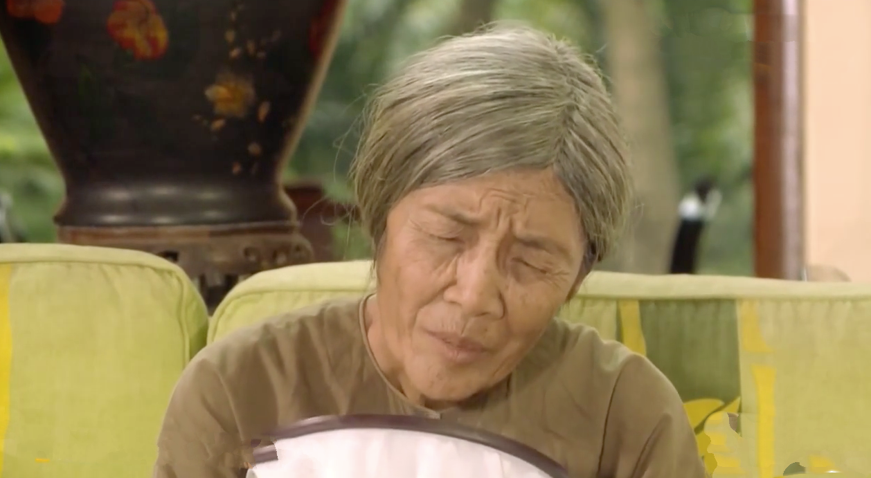 Tiếng Sét Trong Mưa tập 25: Chàng trai vàng trong làng không sợ bố con ai gọi tên quý tử của cậu Ba Duy! - Ảnh 5. Tiếng Sét Trong Mưa tập 25: Chàng trai vàng trong làng không sợ bố con ai gọi tên quý tử của cậu Ba Duy! - Ảnh 5.