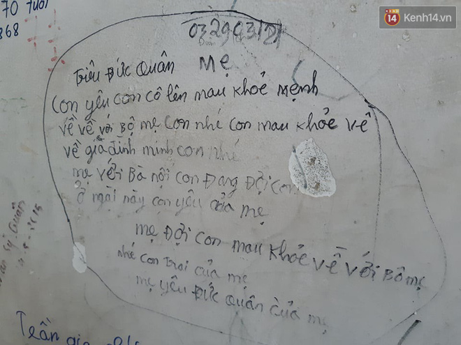 Xúc động những dòng thư trên bức tường loang lổ ngoài phòng mổ của viện E: “4 lần mẹ phải ở đây chờ con rồi, con ơi... - Ảnh 13.