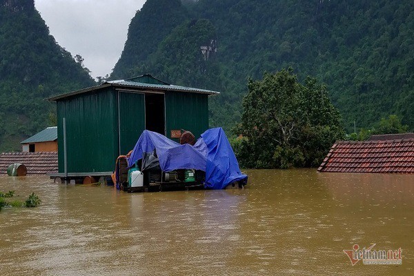 Nhờ sáng tạo này, dân Quảng Bình không phải lên núi trú ẩn khi lũ ập - Ảnh 3.