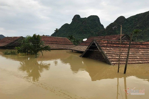 Nhờ sáng tạo này, dân Quảng Bình không phải lên núi trú ẩn khi lũ ập - Ảnh 8.