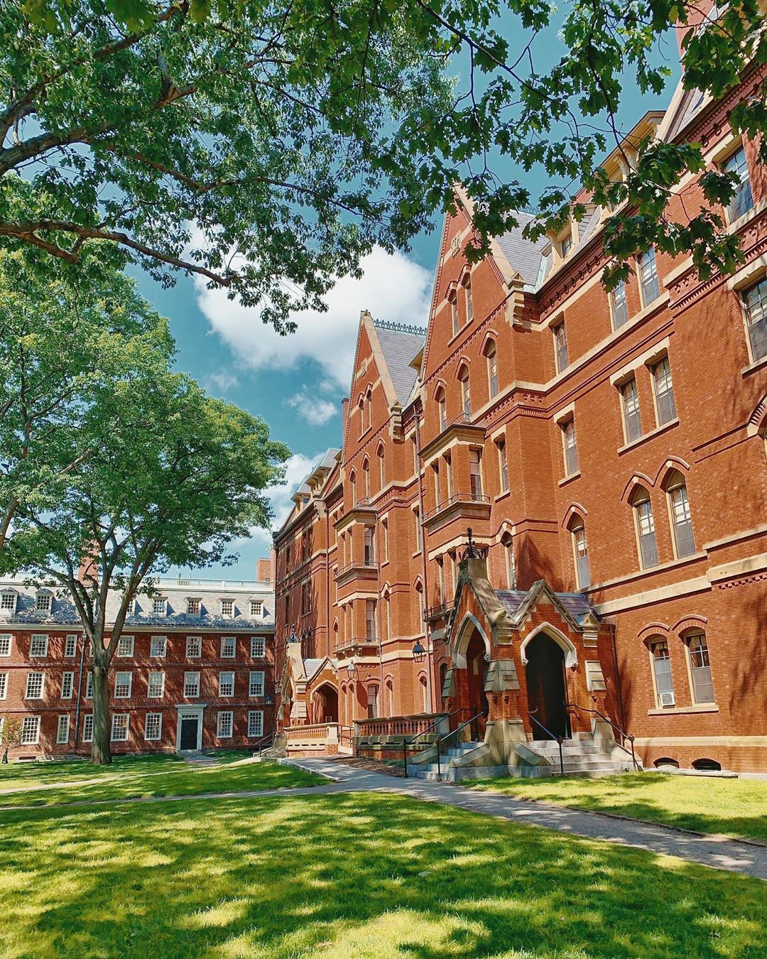 16 trường đại học đẹp nhất thế giới với kiến trúc xinh như cổ tích ...