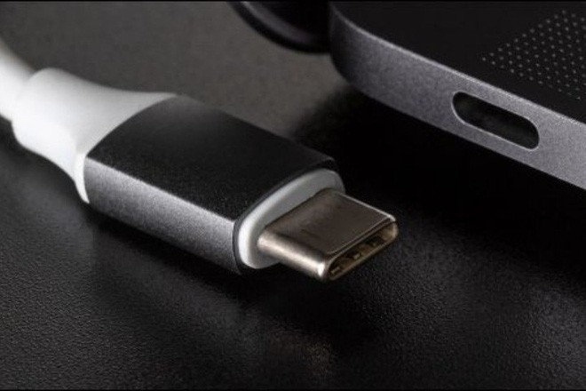 Tại sao Apple vẫn chỉ dùng cổng sạc Lightning độc nhất: Vì chuẩn USB quá phức tạp! - Ảnh 1.