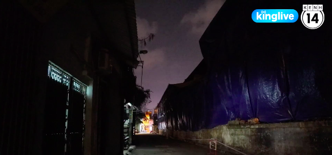 27,2kg thủy ngân phát tán ra môi trường sau vụ cháy Rạng Đông: 90% cư dân 1 tòa chung cư di tản, đường phố vắng tanh - Ảnh 2.