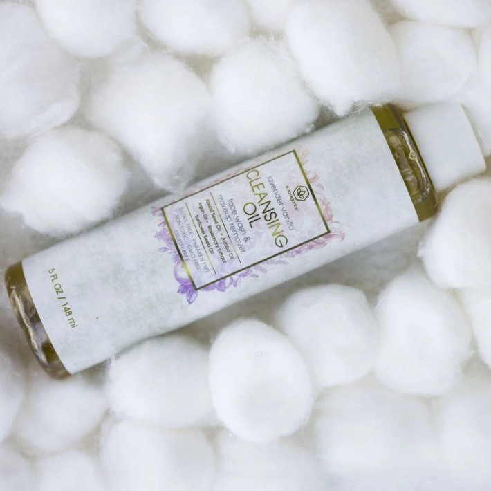 Đánh giá chân thực của một tín đồ làm đẹp kỳ cựu về 5 loại dầu tẩy trang bình dân bán chạy trên Amazon - Ảnh 6. Đánh giá chân thực của một tín đồ làm đẹp kỳ cựu về 5 loại dầu tẩy trang bình dân bán chạy trên Amazon - Ảnh 6.