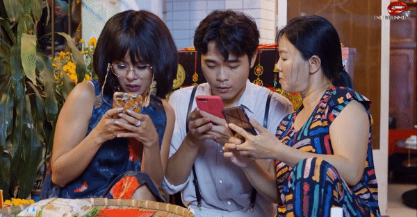 4 khoảnh khắc cười n&aacute; thở trong Nh&agrave; Trọ C&oacute; Qu&aacute; Trời Ph&ograve;ng: Nam Thư tạo nghiệp độ kh&ocirc;ng lại V&otilde; Đăng Khoa mạt s&aacute;t vợ đạo diễn - Ảnh 4.