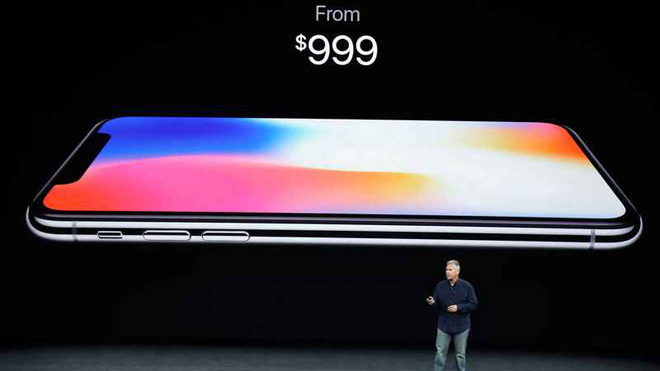 2020, Liệu cuộc chiến giá điên khùng dành cho smartphone có chấm dứt? - Ảnh 1.