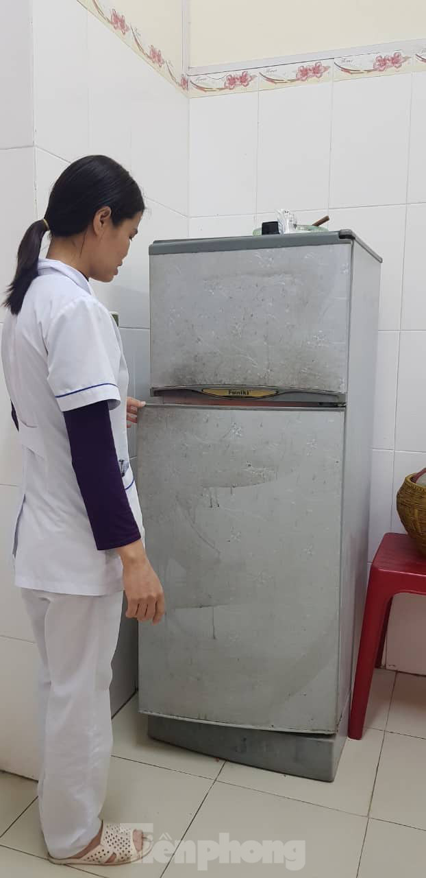 Gửi mẫu thi thể nạn nhân bị đầu độc bằng trà sữa đi giám định - Ảnh 4.