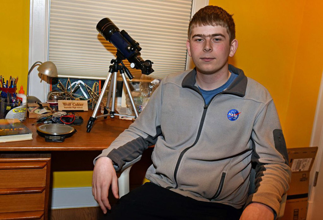 Thanh niên 17 tuổi phát hiện ra hành tinh mới rất đặc biệt khi đang thực tập tại NASA - Ảnh 1.