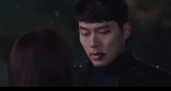 3 khoảnh khắc ngọt nhũn tim ở tập 8 Crash Landing On You: Hyun Bin vượt bão tuyết tìm Son Ye Jin, ôm nhau ngủ bơ đẹp biến cố - Ảnh 2.