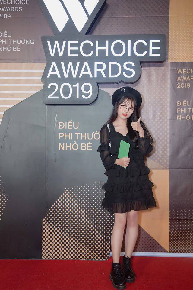 Minh Nghi, Hạ Mi, Chi Chi... mỗi người một vẻ, mười phân vẹn mười trên thảm đỏ gala WeChoice Awards 2019, cả làng game đứng ngồi không yên - Ảnh 7.