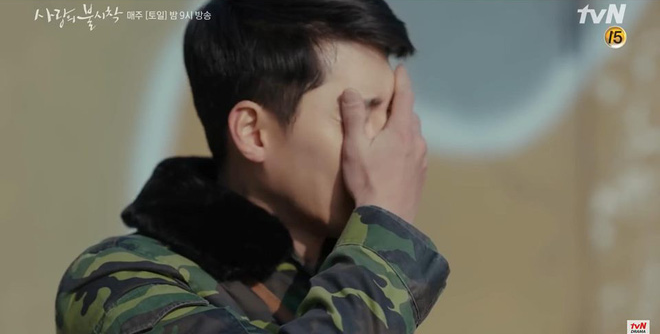 Son Ye Jin về đất mẹ vẫn khóc nức nở, Hyun Bin nhớ crush đến mất ngủ trong preview tập 10 Crash Landing on You - Ảnh 6.
