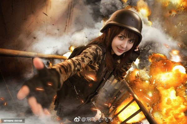 Chiêm ngưỡng những bộ cosplay PUBG nóng bỏng mắt, chỉ nhìn thôi đã muốn vác súng lên chạy bo - Ảnh 10.