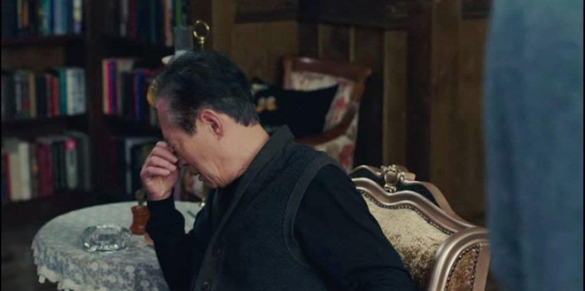 Hot nhất tập 9 Crash Landing on You: Bố chồng Son Ye Jin cạn lời nhìn quý tử Hyun Bin xà nẹo con dâu  - Ảnh 4.