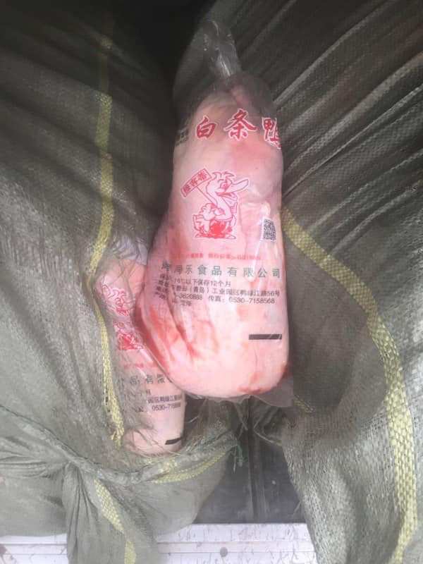 Kinh hoàng thịt vịt nhập lậu từ Trung Quốc về Hà Nội tiêu thụ - Ảnh 1.