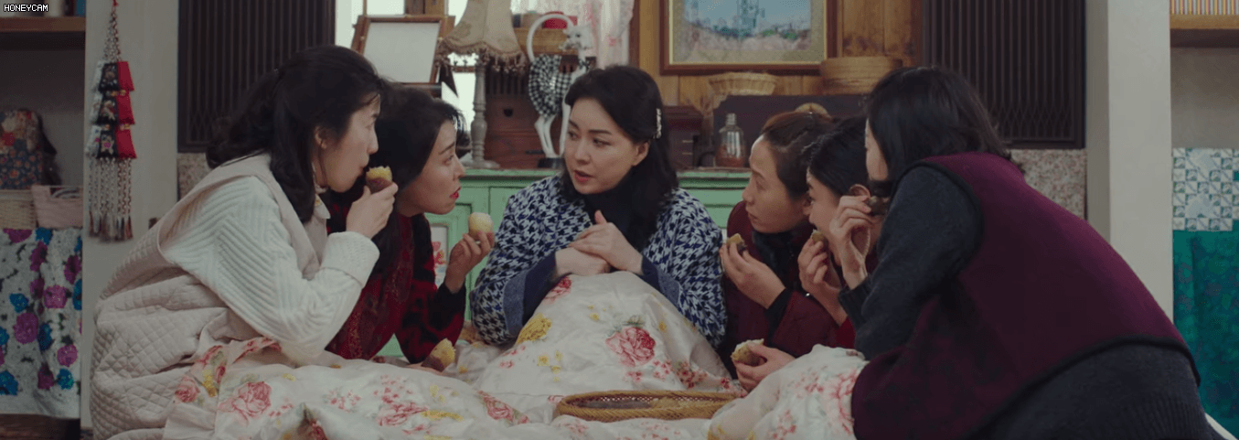 3 bộ phim Hàn gây sốt với hội bà tám láng giềng quá đáng yêu: Đến Son Ye Jin (Crash Landing On You) cũng bị khuất phục! - Ảnh 7.