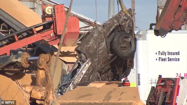 Mất t&iacute;ch 6 năm trời kh&ocirc;ng để lại dấu vết, thi thể người phụ nữ bất ngờ được t&igrave;m thấy ở dưới l&ograve;ng s&ocirc;ng - Ảnh 1.