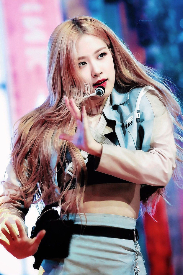 Hát hay lại còn nhảy đỉnh, Rosé (BLACKPINK) hay Seulgi (Red Velvet) xứng danh hơn ngôi vị nữ idol “giỏi toàn diện” của KPOP? - Ảnh 1.