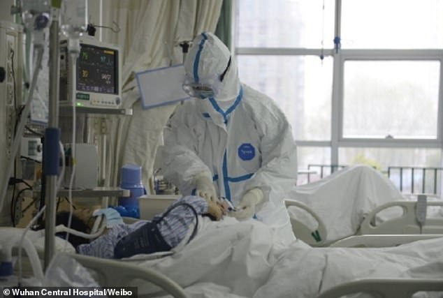 Bệnh nhân đầu tiên mắc virus corona ở Vũ Hán hồi phục, chia sẻ cảm nhận về những ngày nằm trong phòng điều trị tích cực - Ảnh 2.