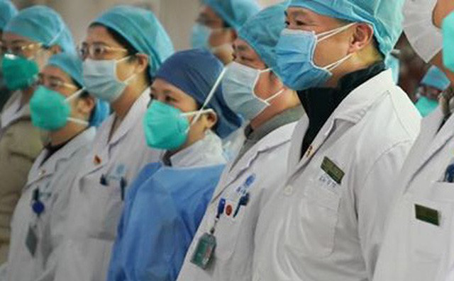 Đ&atilde; c&oacute; bằng chứng nCoV l&acirc;y truyền kể cả tiếp x&uacute;c xa như ho, hắt hơi - Ảnh 1.