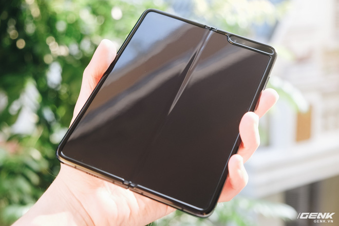 Galaxy Fold: Chiếc smartphone dành cho các sếp! - Ảnh 3.