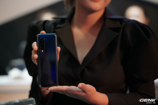 Galaxy Fold: Chiếc smartphone dành cho các sếp! - Ảnh 7.