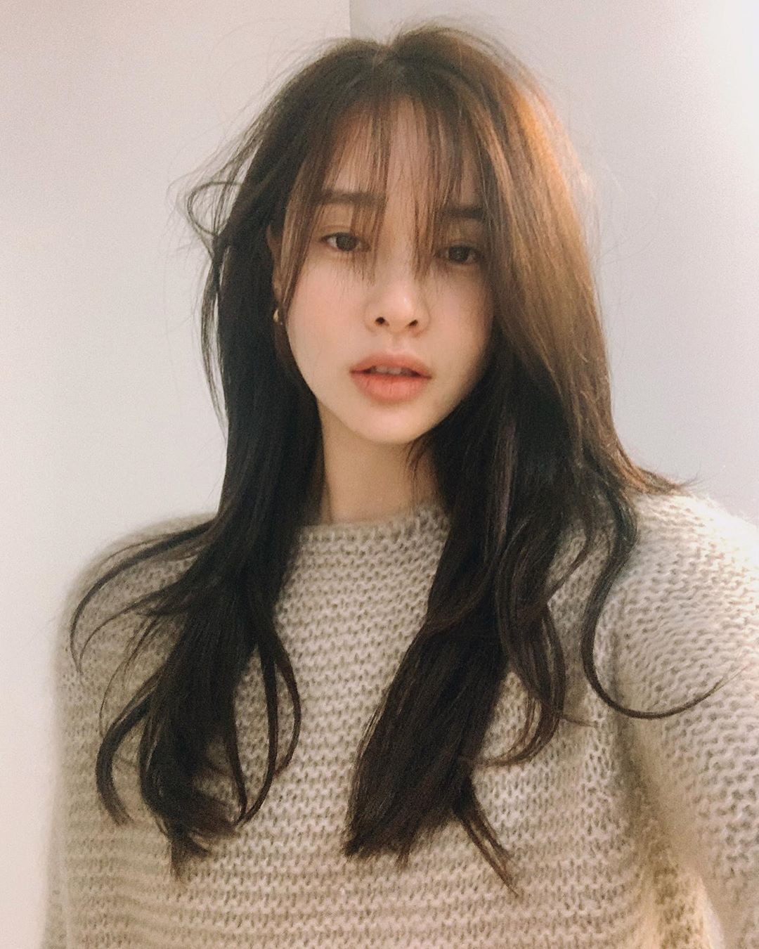 4 biến tấu cho t&oacute;c x&otilde;a d&agrave;i bớt nhạt v&agrave; từ giờ đến hết Tết, bạn sẽ đẹp xinh kh&ocirc;ng h&ocirc;m n&agrave;o giống h&ocirc;m n&agrave;o - Ảnh 7.