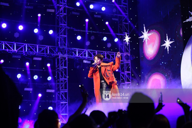 Xuýt xoa 1500 khoảnh khắc xuất thần của idol Hàn khi biểu diễn tại Việt Nam, nhưng nhìn sang các nghệ sĩ Vpop cũng chẳng hề kém cạnh chút nào! - Ảnh 6.