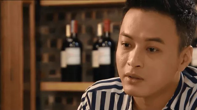 4 hạt sạn si&ecirc;u to khổng lồ ở Hoa Hồng Tr&ecirc;n Ngực Tr&aacute;i: &Aacute;m ảnh nhất l&agrave; m&agrave;n hack số tr&ecirc;n mộ - Ảnh 7.