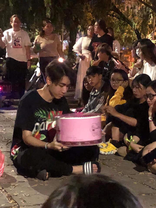 K-ICM giữ tinh thần tốt, tươi tắn lộ diện tại buổi tập duyệt một chương tr&igrave;nh giữa l&uacute;c rộ tin gần như trầm cảm v&igrave; scandal - Ảnh 3.