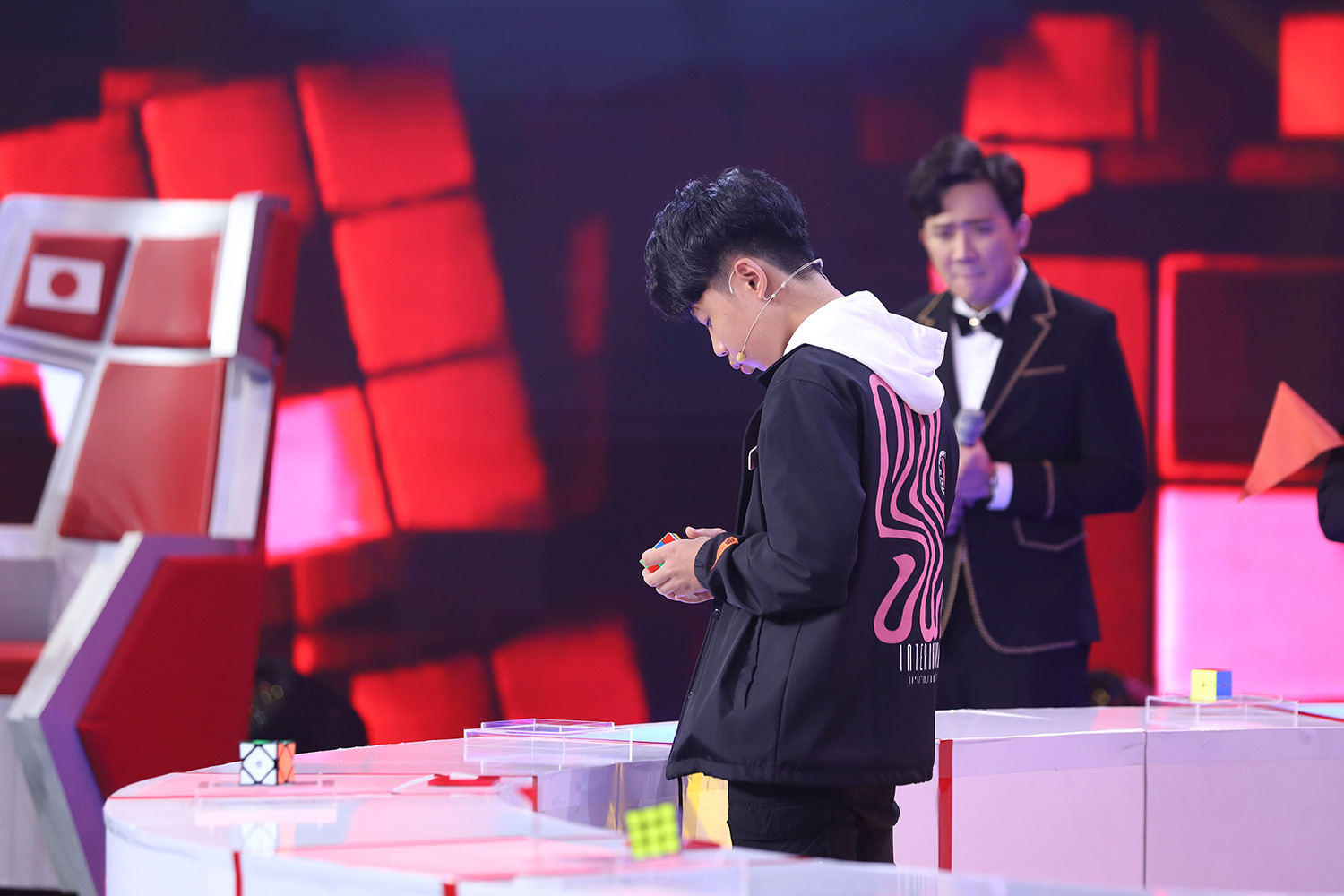 Si&ecirc;u tr&iacute; tuệ: Đức Phước chiến thắng đối thủ người Nhật, Việt Ho&agrave;ng thua đau chỉ v&igrave; bất cẩn - Ảnh 7.