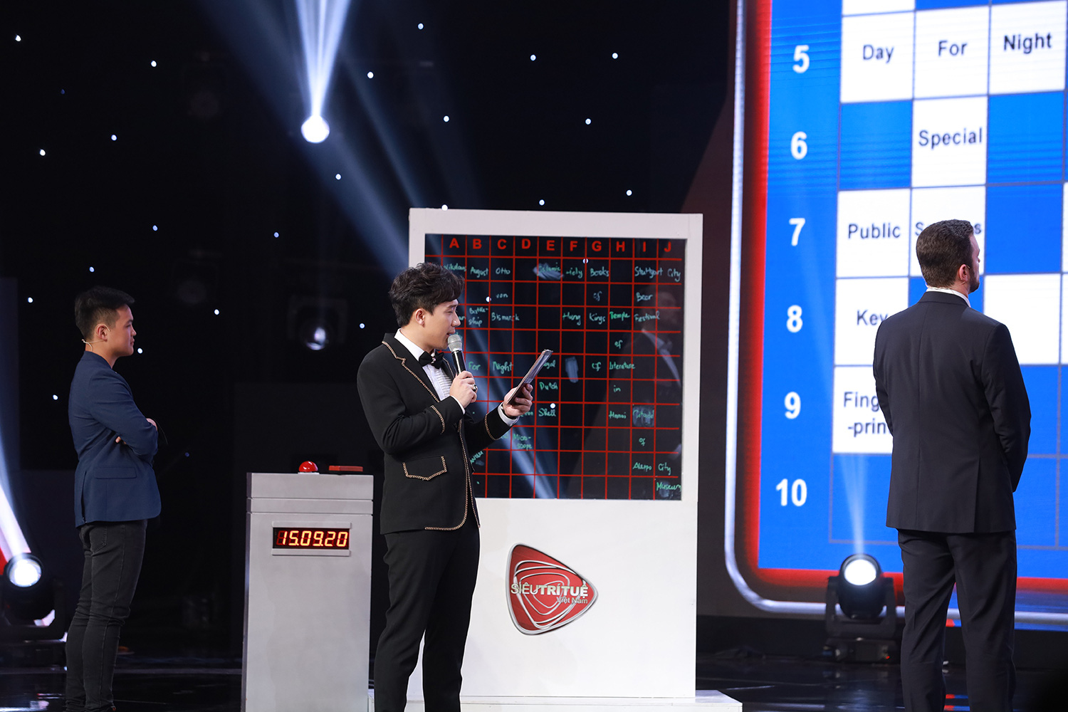 Si&ecirc;u tr&iacute; tuệ: Đức Phước chiến thắng đối thủ người Nhật, Việt Ho&agrave;ng thua đau chỉ v&igrave; bất cẩn - Ảnh 2.