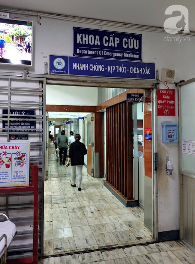 C&atilde;i nhau v&igrave; chồng nhậu nhẹt say xỉn, người phụ nữ bị chồng d&ugrave;ng chai bia đ&acirc;m thủng bụng - Ảnh 1.