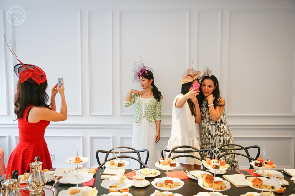 Đào tạo quý tộc kiểu Tây ở Trung Quốc: Học phí gần 300 triệu đồng, Hermes chỉ là bậc thang nhập môn - Ảnh 7. Đào tạo quý tộc kiểu Tây ở Trung Quốc: Học phí gần 300 triệu đồng, Hermes chỉ là bậc thang nhập môn - Ảnh 7.