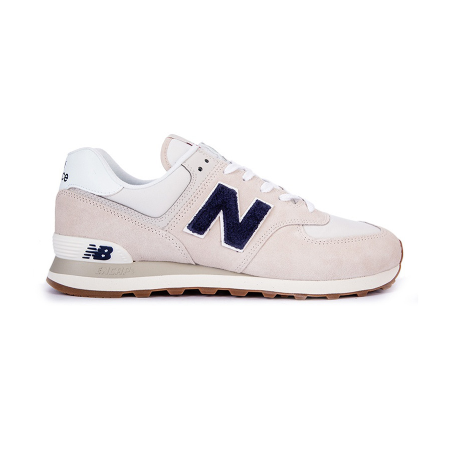 10 đôi giày classic sneakers mà các bạn gái phải sở hữu để luôn trở nên thật tuyệt vời - Ảnh 6. 10 đôi giày classic sneakers mà các bạn gái phải sở hữu để luôn trở nên thật tuyệt vời - Ảnh 6.