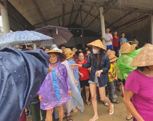 Luật sư: Ca sĩ Thuỷ Tiên làm từ thiện không sai luật - Ảnh 2.