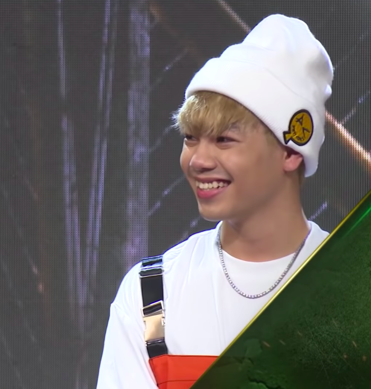 No mắt với bảng m&agrave;u sặc sỡ c&aacute;c kiểu đầu chất chơi của th&iacute; sinh Rap Việt! - Ảnh 11.