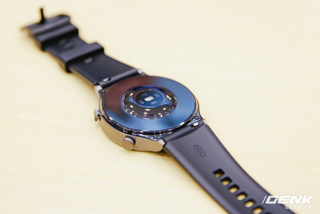 Trên tay Huawei Watch GT 2 Pro chính thức tại Việt Nam: đồng hồ thể thao cao cấp, pin đến 2 tuần giá 8,99 triệu đồng - Ảnh 3.