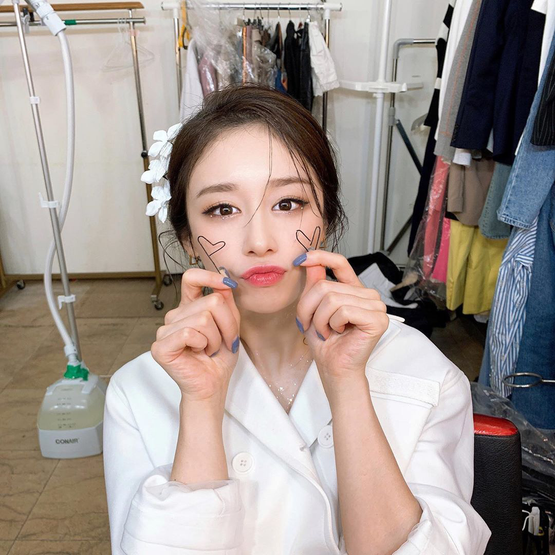 For a long time, Jiyeon (T-ara) suddenly jumped to the top Dispatch: Not slightly shocked because the most perfect sliding bridge in Kpop? - Photo 2. For a long time, Jiyeon (T-ara) suddenly jumped to the top Dispatch: Shocked without light because the most perfect sliding bridge in Kpop? Photo 2.
