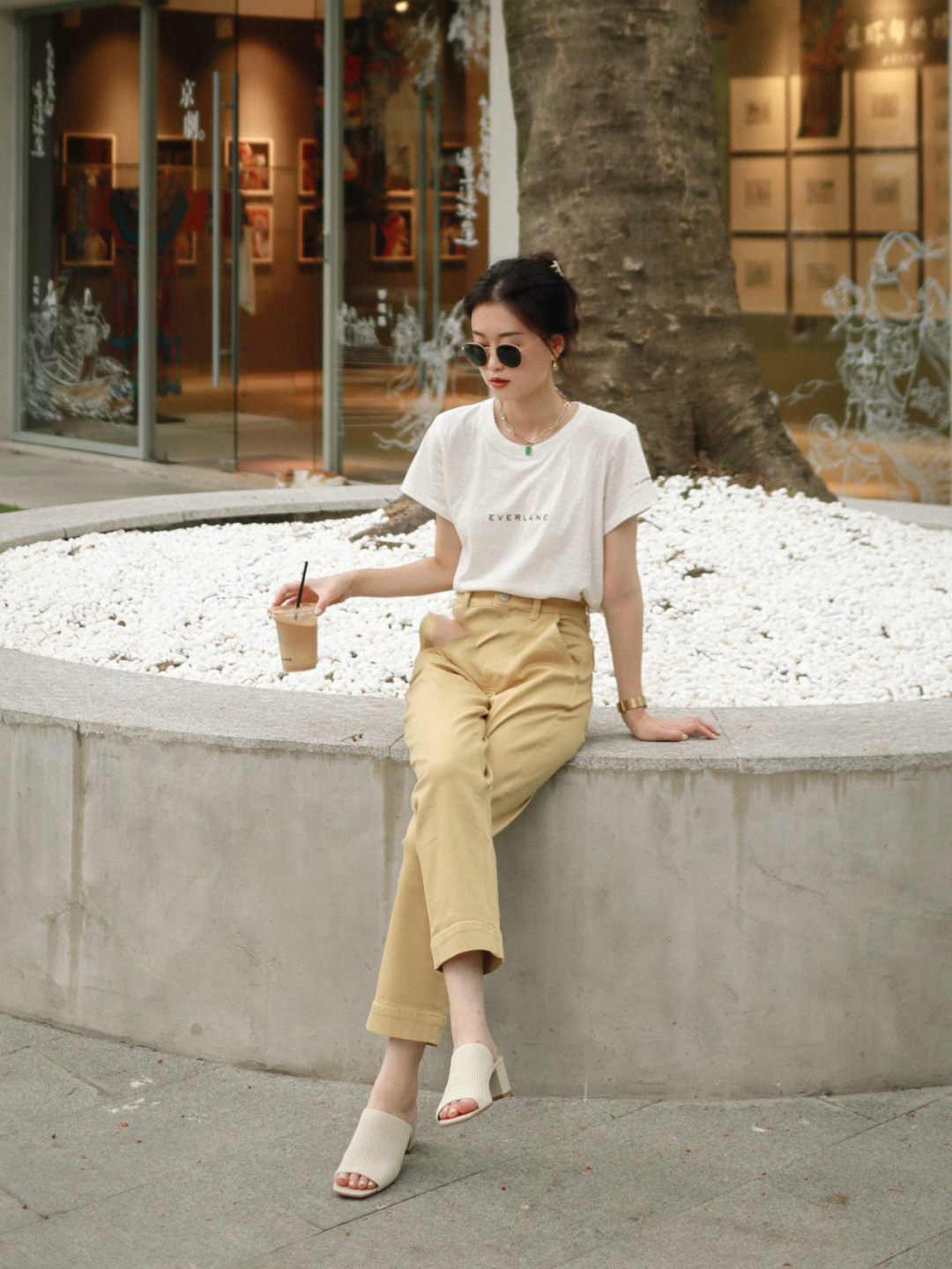 Nàng blogger chỉ ra 3 kiểu giày đáng sắm nhất khi thời tiết giao mùa - Ảnh 3. Nàng blogger chỉ ra 3 kiểu giày đáng sắm nhất khi thời tiết giao mùa - Ảnh 3.