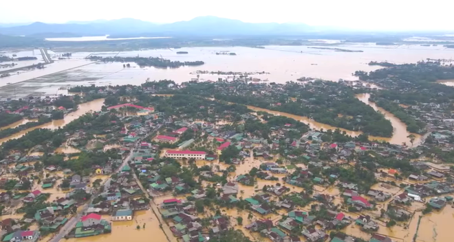 Toàn cảnh thiệt hại của trận lũ lịch sử gây ra tại Hà Tĩnh khiến 147 nghìn người bị ngập lụt - Ảnh 5.