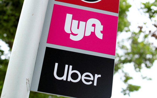 Uber và Lyft phải công nhận tài xế là nhân viên chứ không phải đối tác độc lập - Ảnh 1.