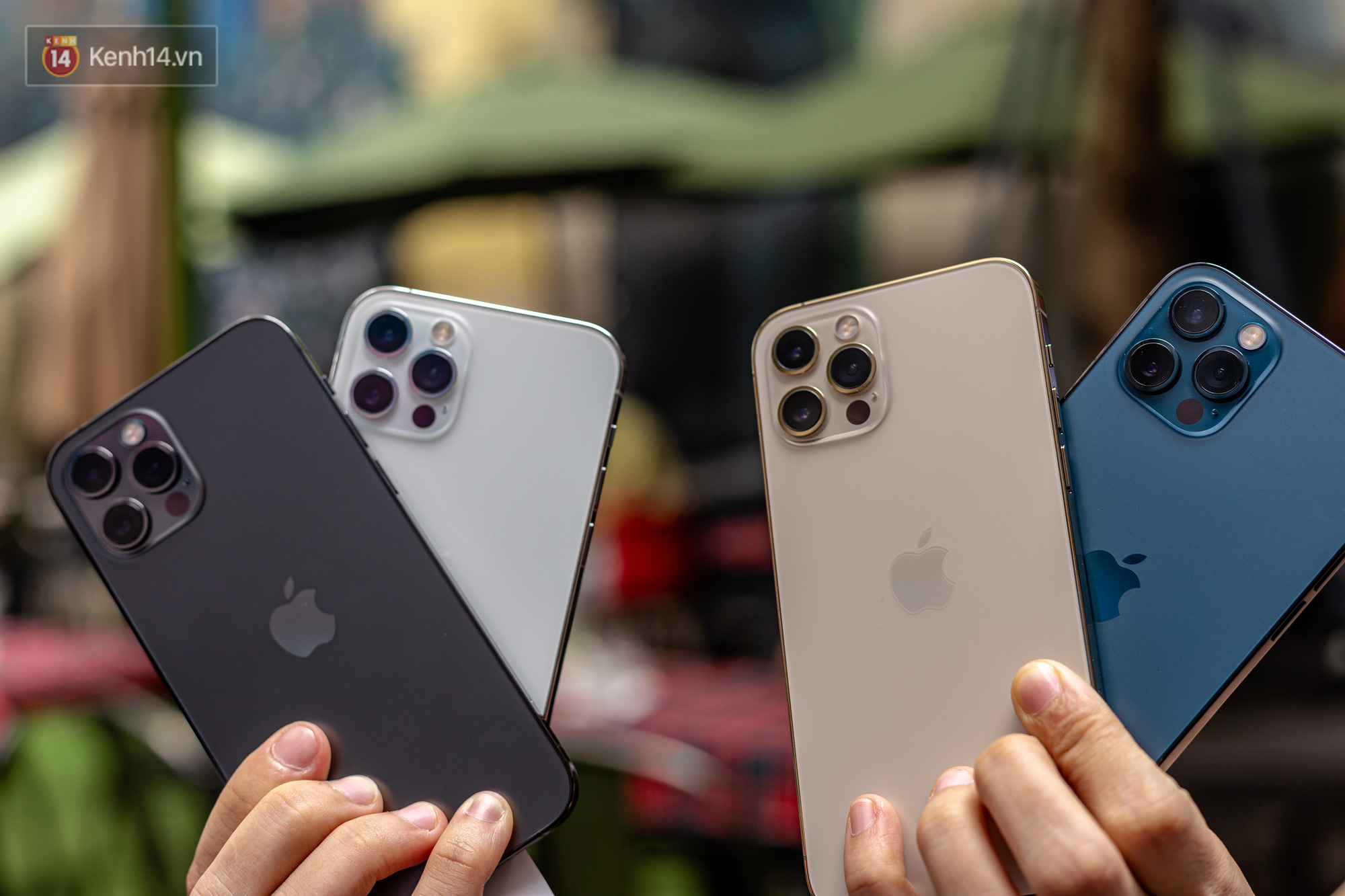 Đập hộp Liệu iPhone 12 màu xanh navy có đẹp NHƯ LỜI ĐỒN  Công nghệ