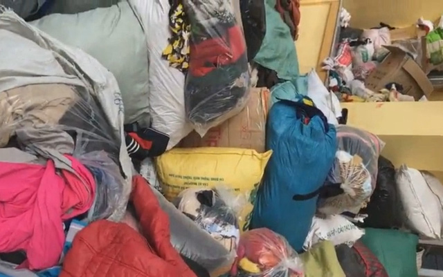 Không có tình trạng quần áo cứu trợ chất thành đống không sử dụng tại Quảng Bình - Ảnh 2.