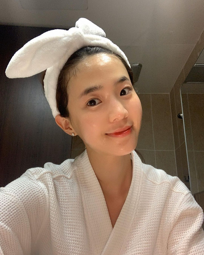 3 sản phẩm skincare nàng BTV nhất quyết mua với giá rẻ vì có sắm loại đắt da cũng chưa chắc đẹp lên - Ảnh 2.