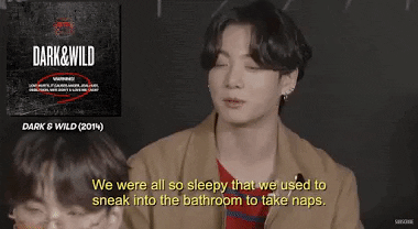 Xót xa nghe Jungkook kể chuyện BTS từng thu âm album vất vả đến nỗi phải lén chui vào WC để chợp mắt - Ảnh 3.